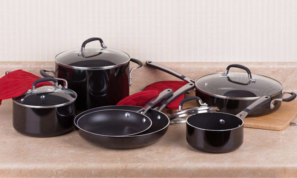 Iron Cast Cookware Set For Kitchen